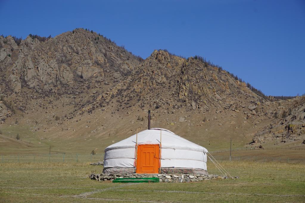 My Mongolia Eco Ger Camp Hotel Nalayh Exterior photo
