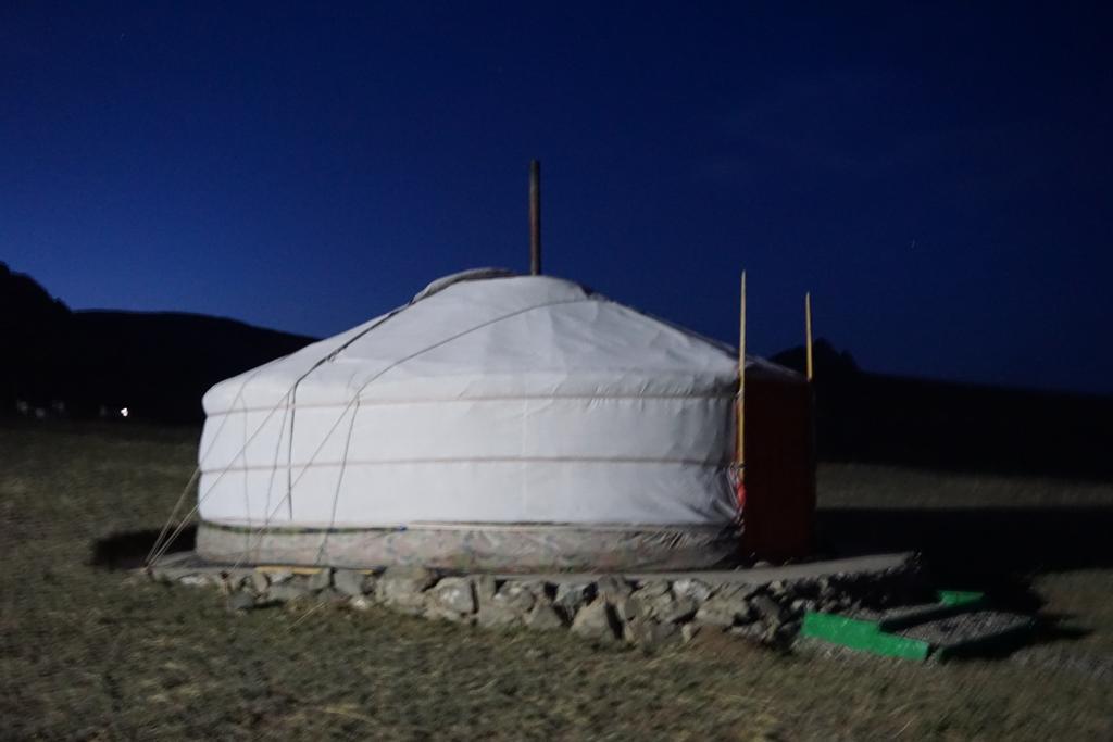 My Mongolia Eco Ger Camp Hotel Nalayh Exterior photo
