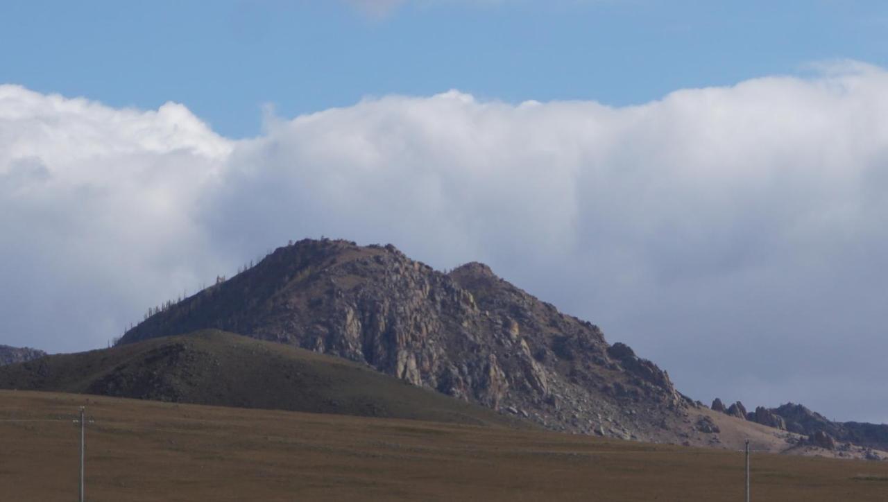 My Mongolia Eco Ger Camp Hotel Nalayh Exterior photo